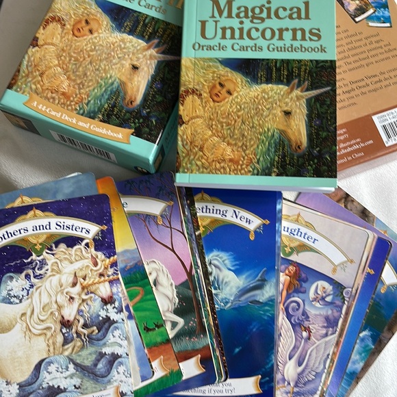 Doreen Virtue Magical Unicorns Oracle Cards - Picture 7 of 7